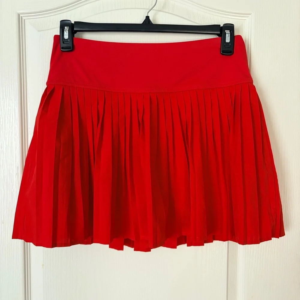 Fabletics Hot Shot Pleated Skirt Classic Mini, heated red, Large - Picture 4 of 10